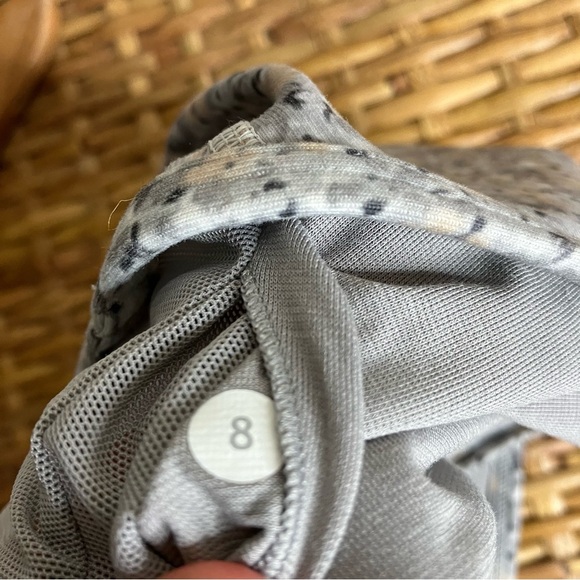 Lululemon Power Y Tank - Picture 2 of 8